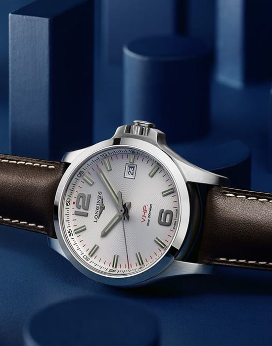 Longines Longines Conquest V.H.P. L3.716.4.76.5 , наручные мужские часы фото под углом